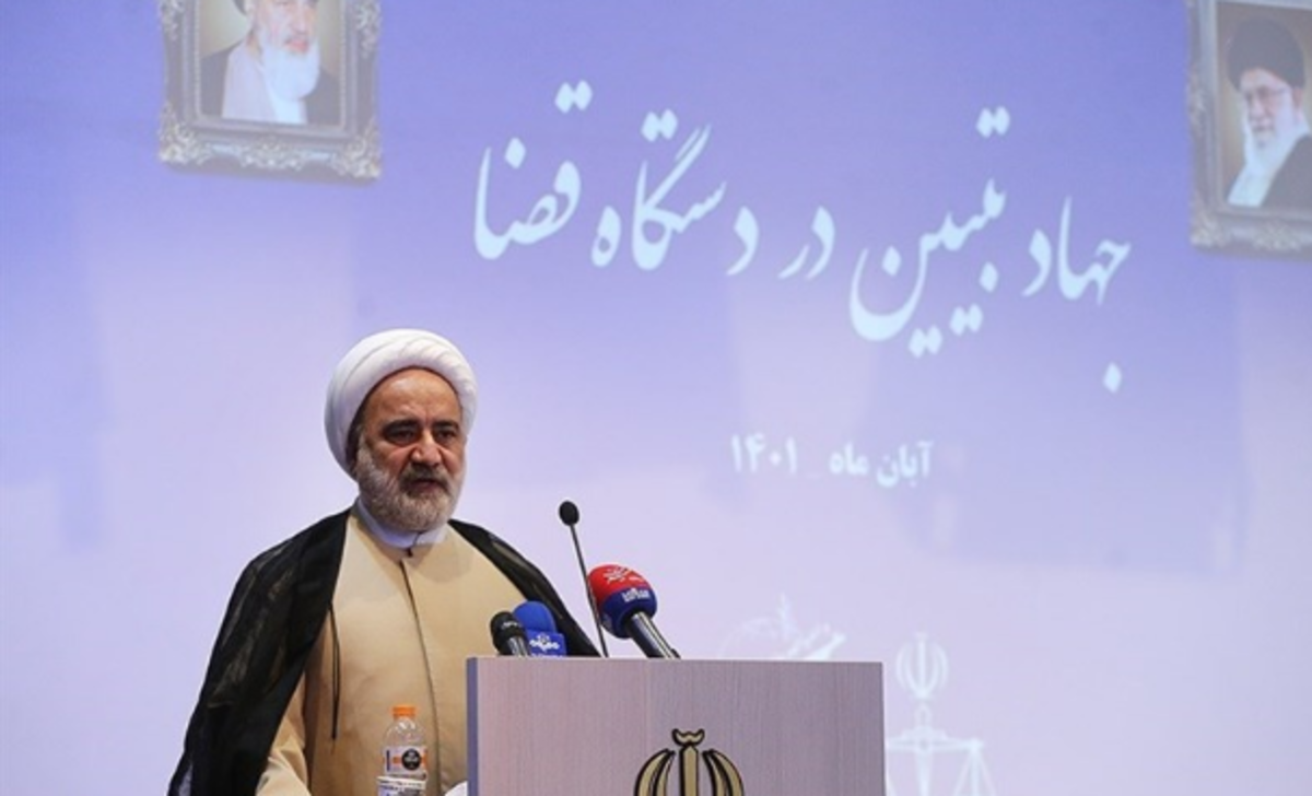 مقام معظم رهبری با عفو پدرانه خود تمام توطئه‌های دشمن را خنثی کردند