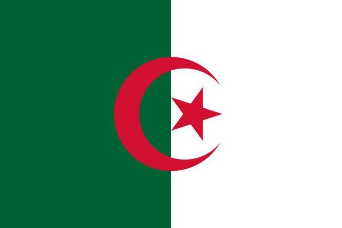الجزایر سفیرش در پاریس را فرا خواند