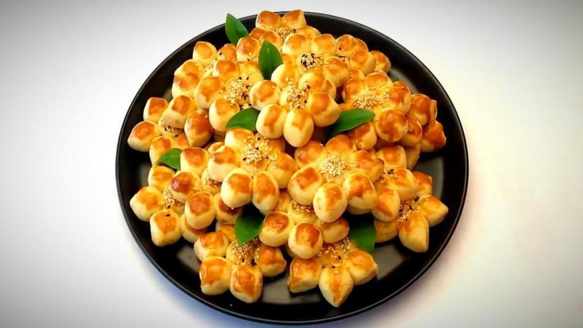 دستور پخت شیرینی گل بابونه لطیف و خوش طعم ترکی برای عید