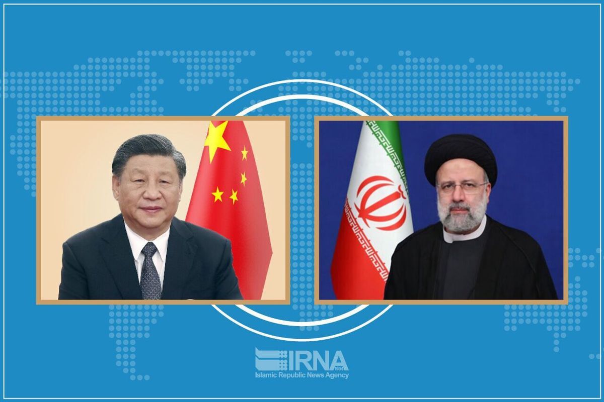 نورافکن رسانه‌ها بر سفر رئیسی به پکن