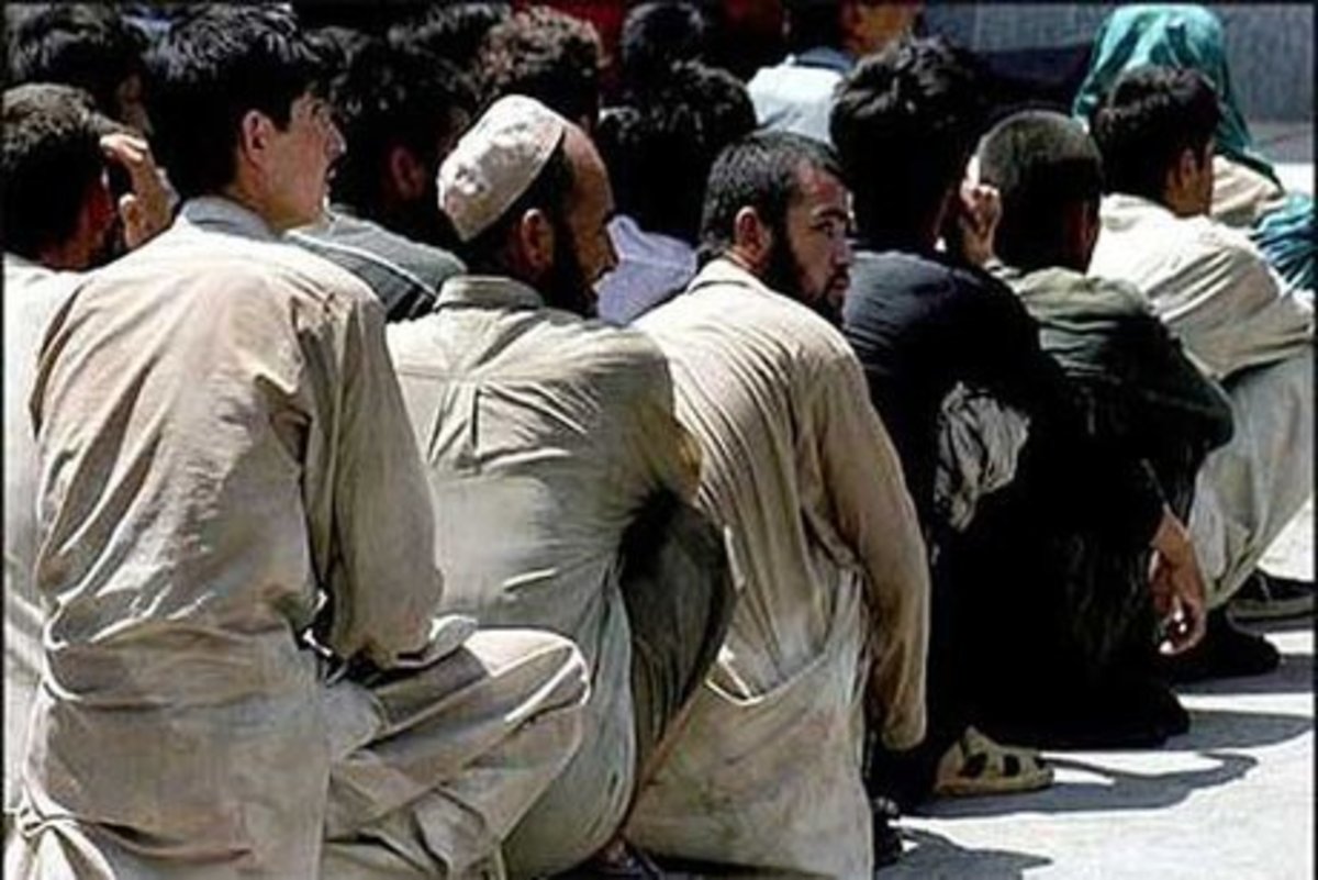 صنعتگران از اتباع خارجی استفاده نکنند