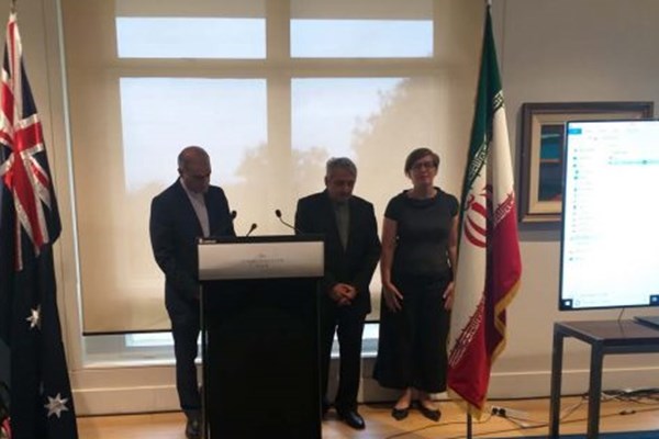 پژوهشگر استرالیایی: ایران تنها نیست