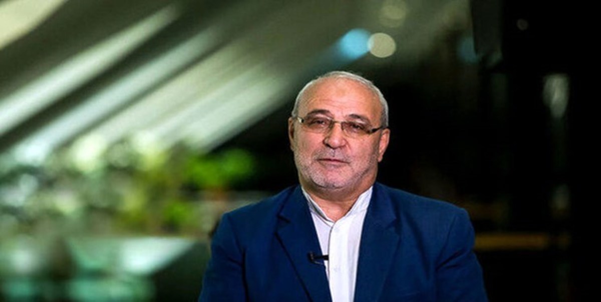 حاجی‌دلیگانی: سوختگیری در جایگاه‌ها فقط با کارت شخصی صورت می‌گیرد/ اختصاص سهمیه سوخت به خانواده‌های فاقد خودرو