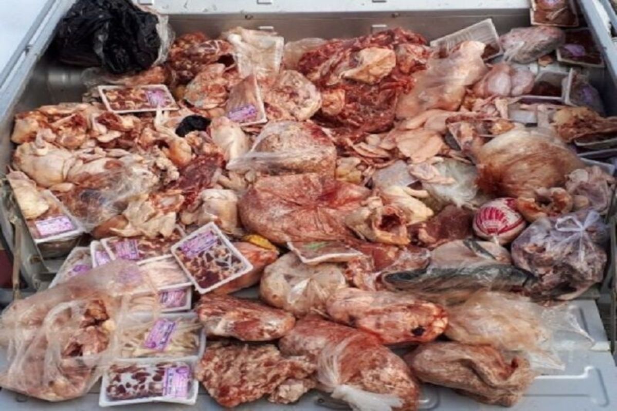 جمع آوری ۵۰۰ کیلوگرم مواد غذایی فاسد در لرستان