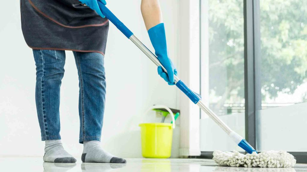 ۲ ایده فوق العاده برای برق انداختن سنگ‌های کف منزلتان