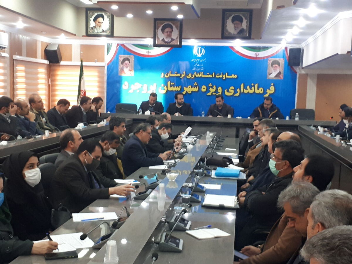 فرماندار بروجرد: تبیین دستاورد‌های انقلاب از مهم‌ترین برنامه‌های دهه فجر است