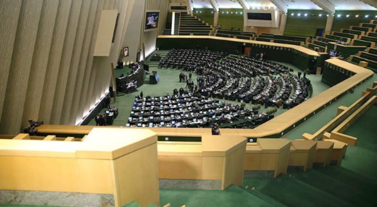تذکر نمایندگان درباره استیضاح وزرا