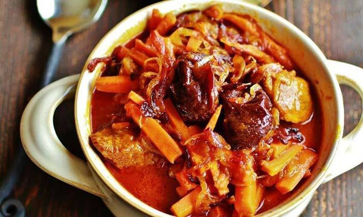 چند نکته کلیدی برای تهیه خورشت آلو و قیسی مجلسی