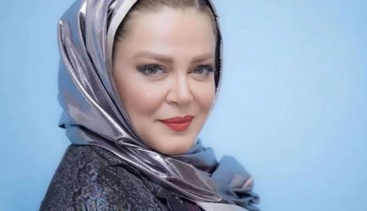 بهاره رهنما و جنجال پوشش عجیبش در کنار یک درخت + عکس