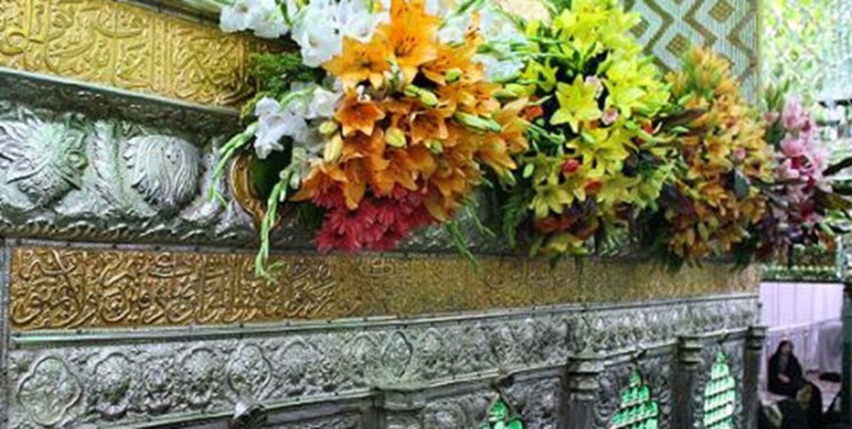 آذین‌بندی حرم سیدالکریم در سالروز میلاد منجی بشریت/ کیک ۱۴ متری به مناسبت نیمه شعبان پخته می‌شود