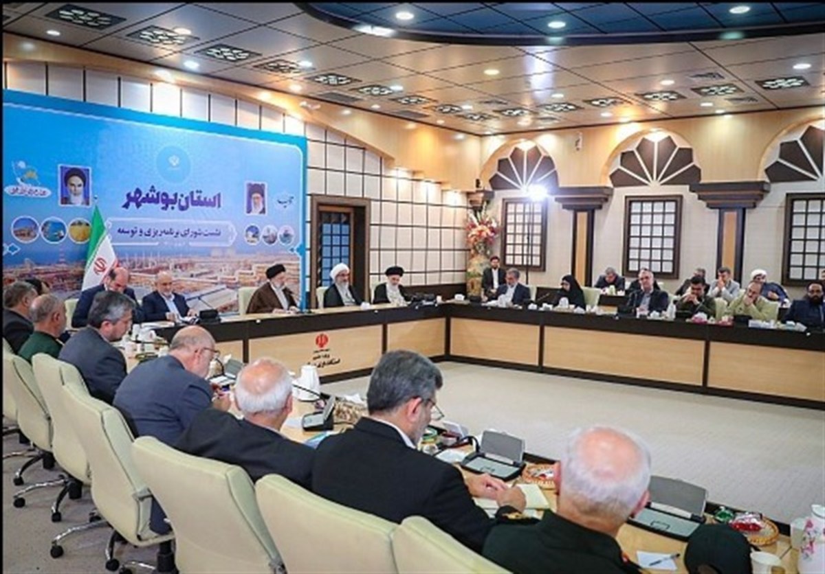 وزیر راه: خط ریلی بوشهر ـ شیراز به ۱.۲ میلیارد یورو اعتبار نیاز دارد