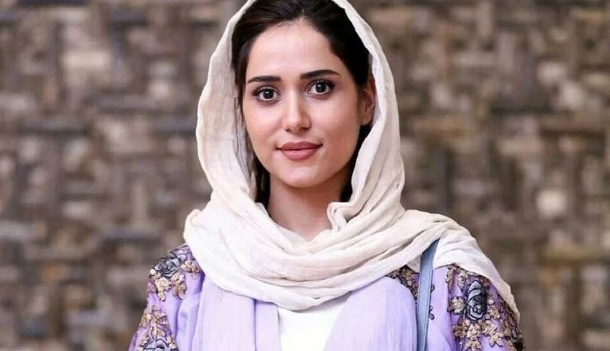 خواهر پریناز ایزدیار از پرده به برون آمد + عکس
