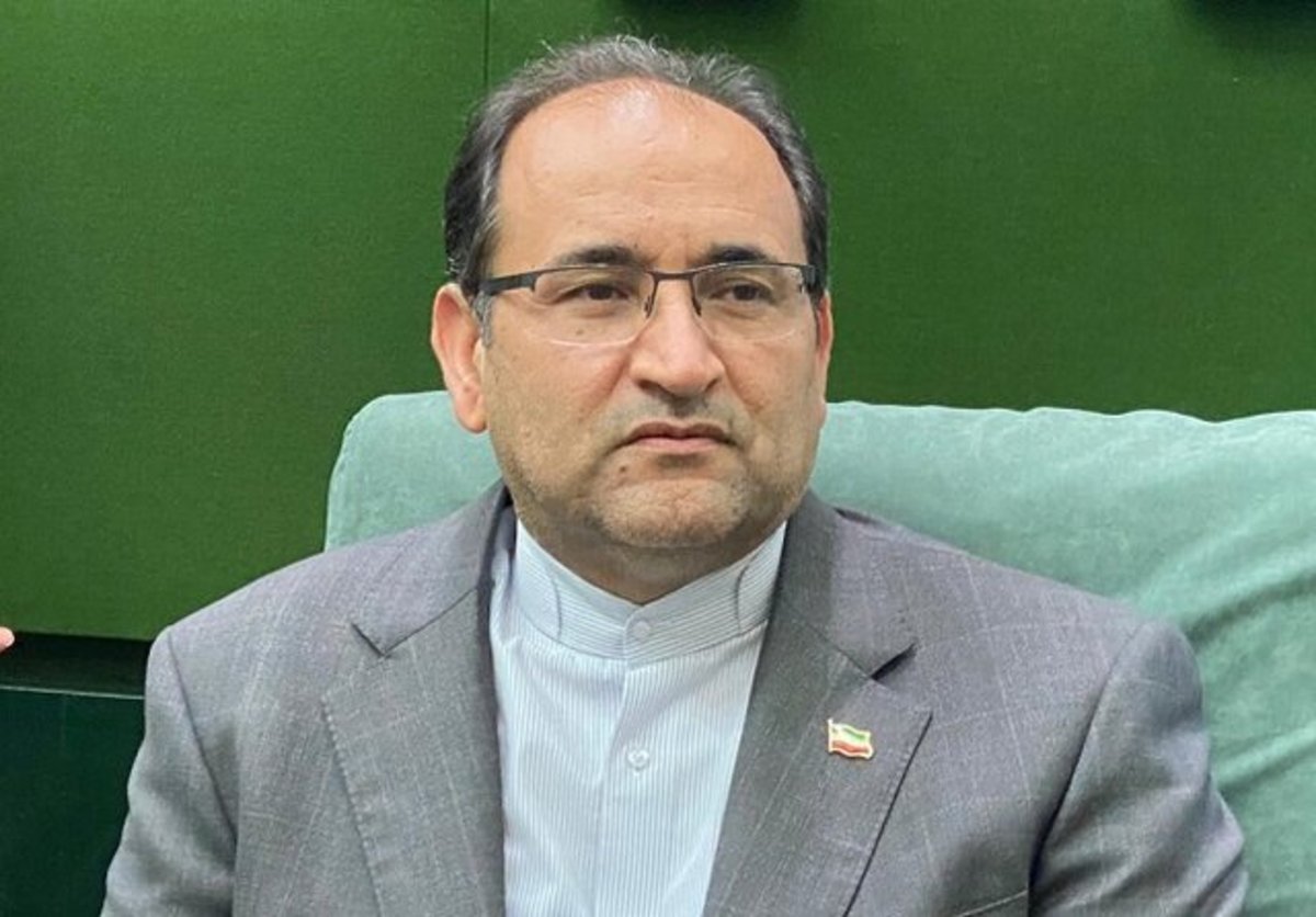 رحیمی جهان آبادی: نهاد‌های امنیتی درباره مسمومیت دانش آموزان در حال تحقیق هستند
