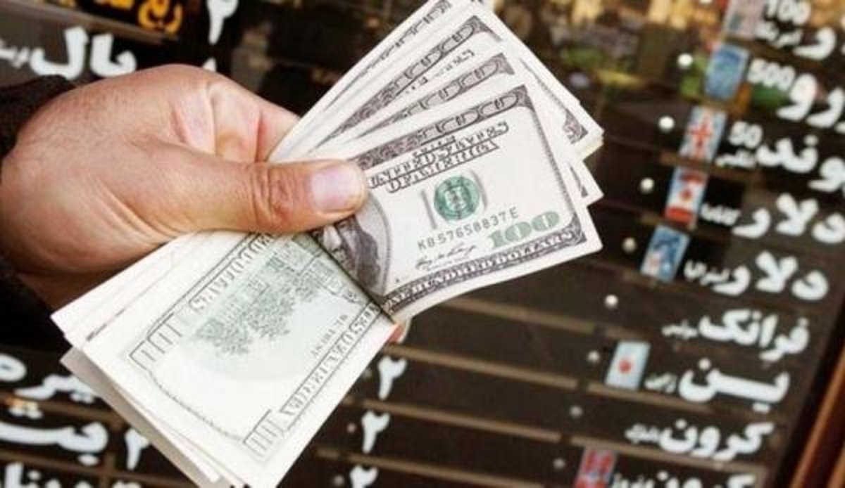 کاهش ۲۰۰۰ تومانی قیمت دلار در صرافی ملی