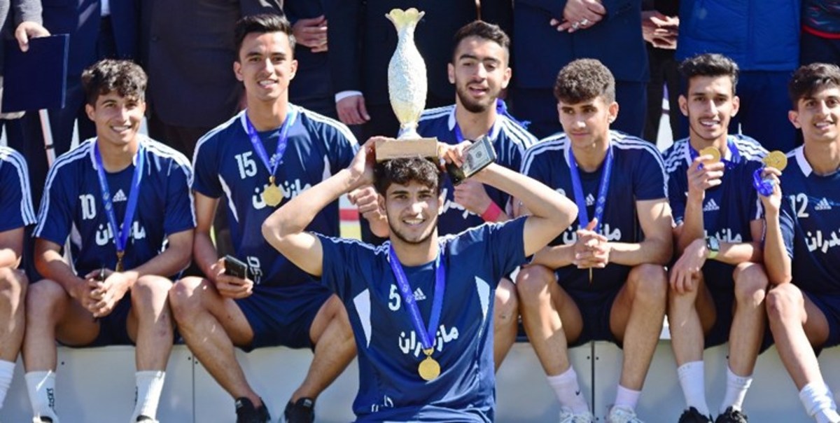 دو مربی خوزستانی به کادر فنی تیم ملی فوتبال دانش آموزی دعوت شدند