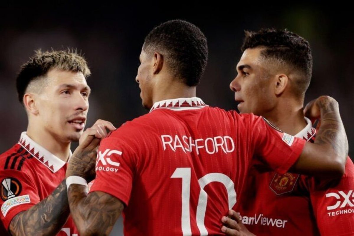 وقتی اسپانیایی‌ها برای یونایتد کلاه از سر برمی‌دارند!