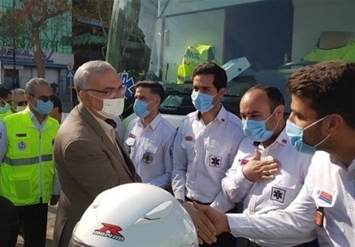 بازدید وزیر بهداشت از پایگاه‌های اورژانس ۱۱۵ پیرامون حرم مطهر رضوی