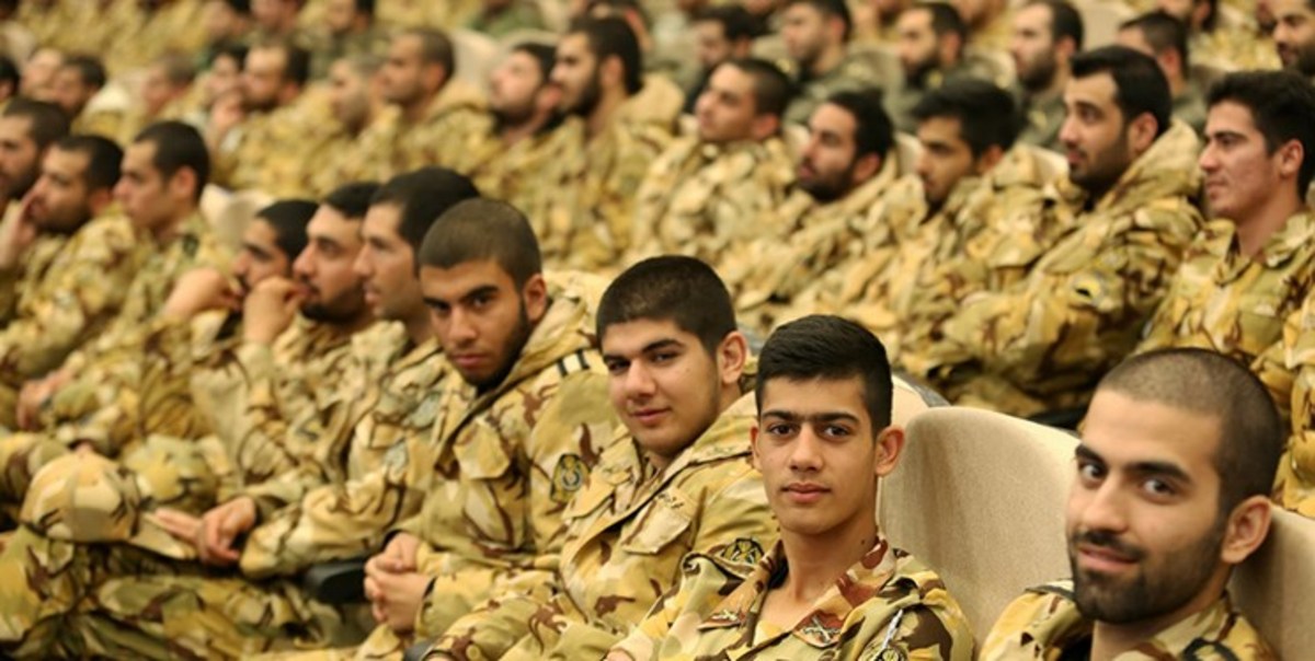 اشتغال سربازان ماهر در صنایع معادن/ تفاهم‌نامه امضا شد