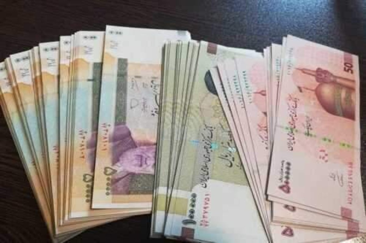 در سال آینده افزایش حقوق کارمندان و بازنشستگان پلکانی نخواهد بود