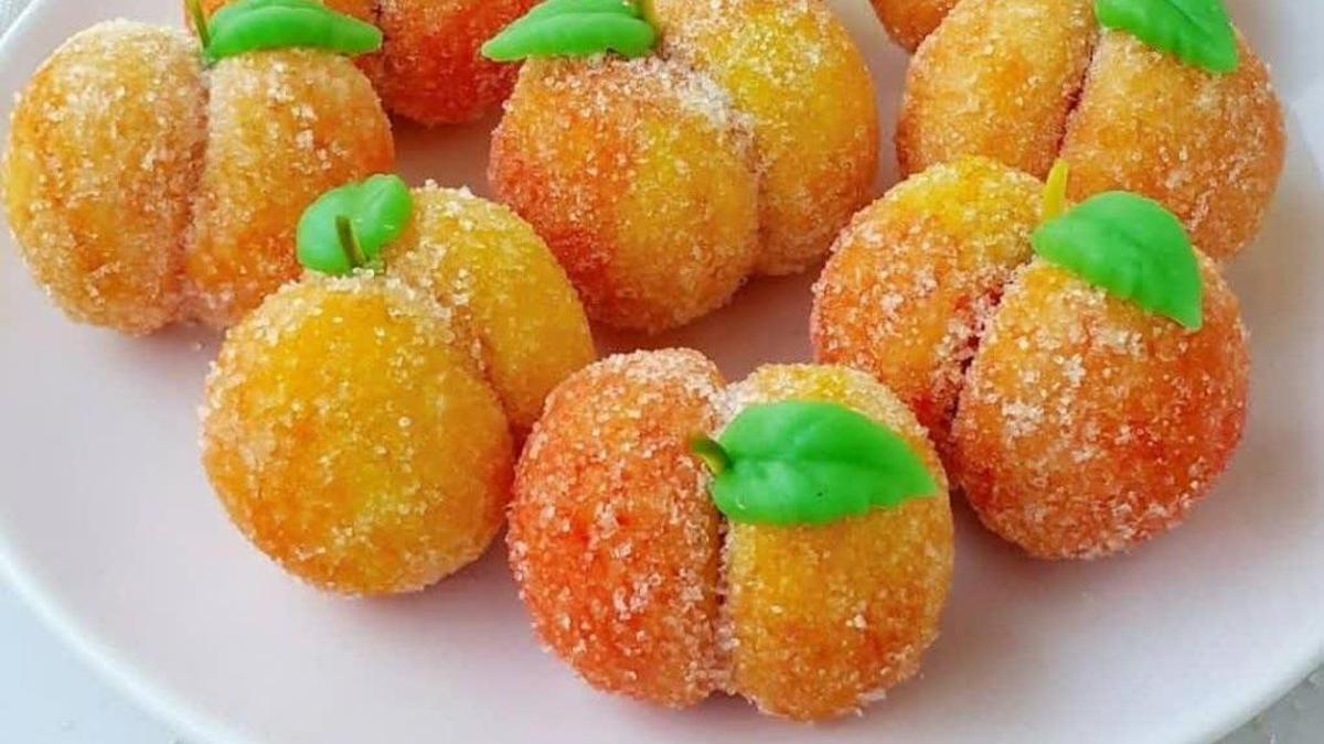 فوت و فن تهیه شیرینی فانتزی هلویی با طعمی بی نظیر برای مهمانی‌ها