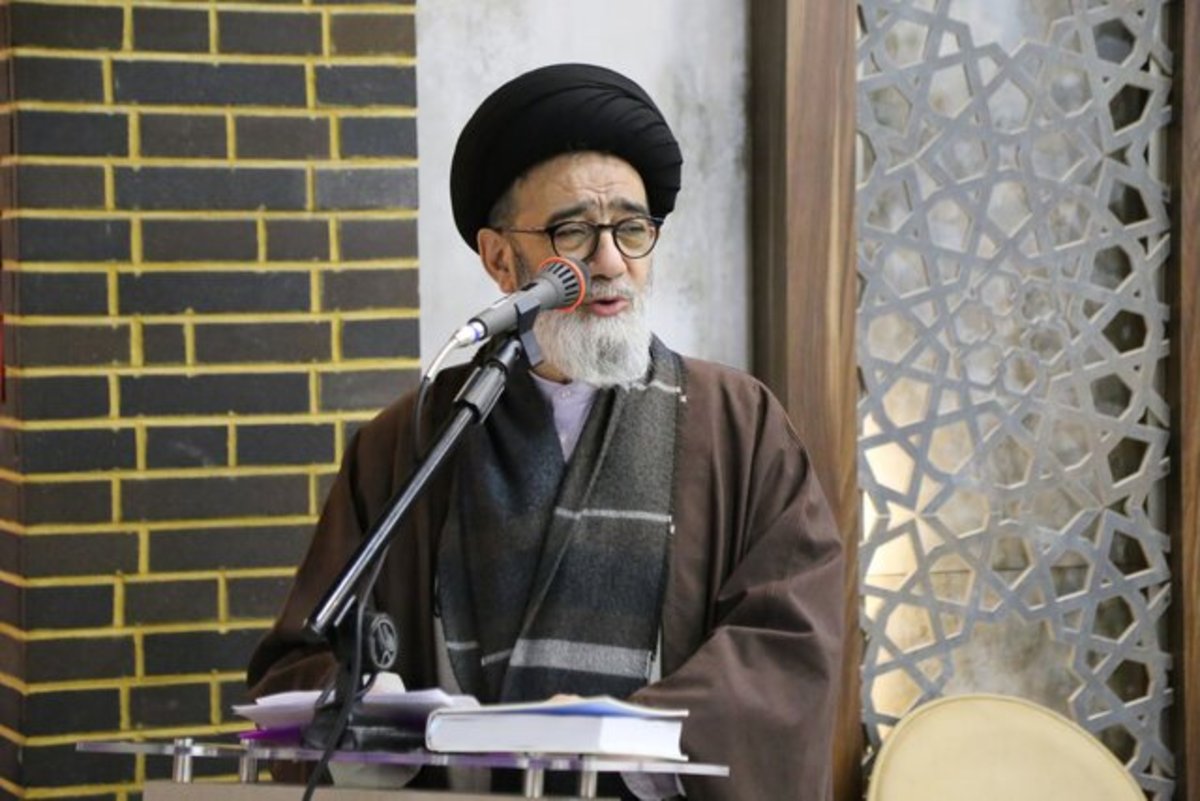 عزت و اقتدار امروز جمهوری اسلامی به برکت خون شهدا و ایثار جانبازان است