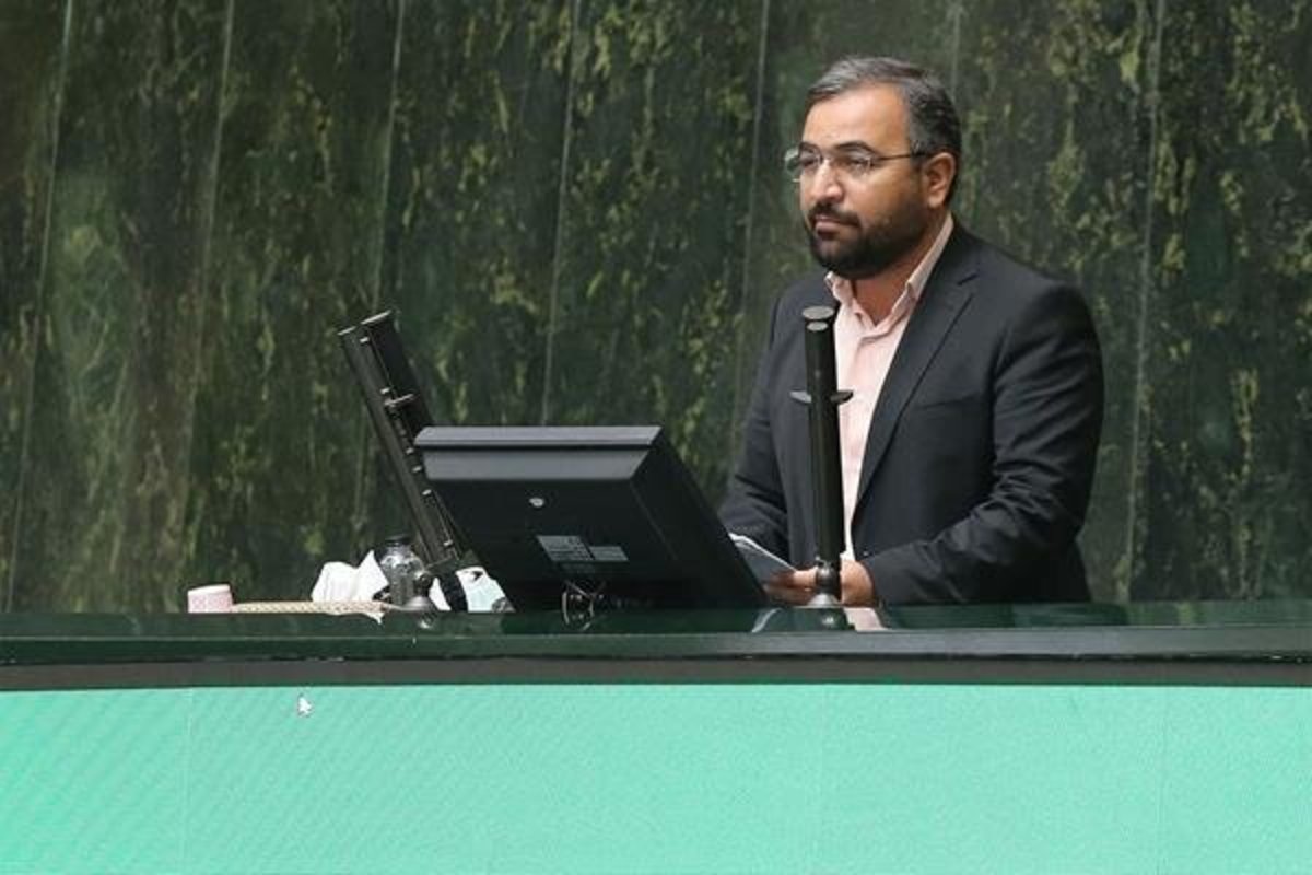 رجایی: در سال جاری یک آمبولانس هم به کشور وارد نشده است