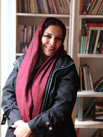 تهمینه میلانی : آب تا گردنم بالا آمده