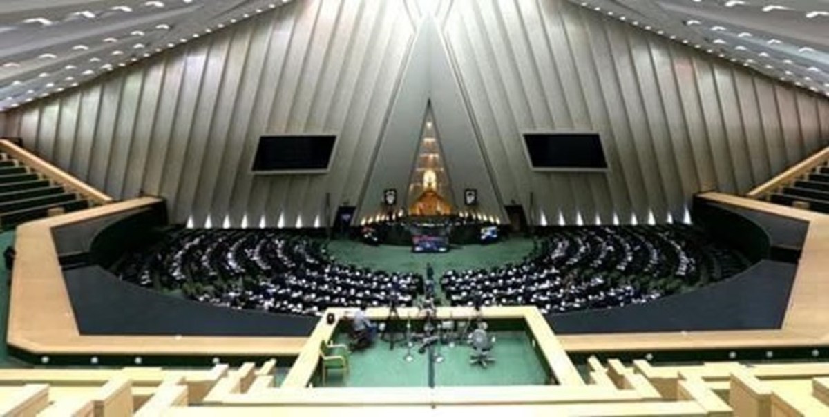 حاشیه‌سازی دشمنان داخلی و خارجی علیه مجلس یازدهم راه به جایی نخواهد برد