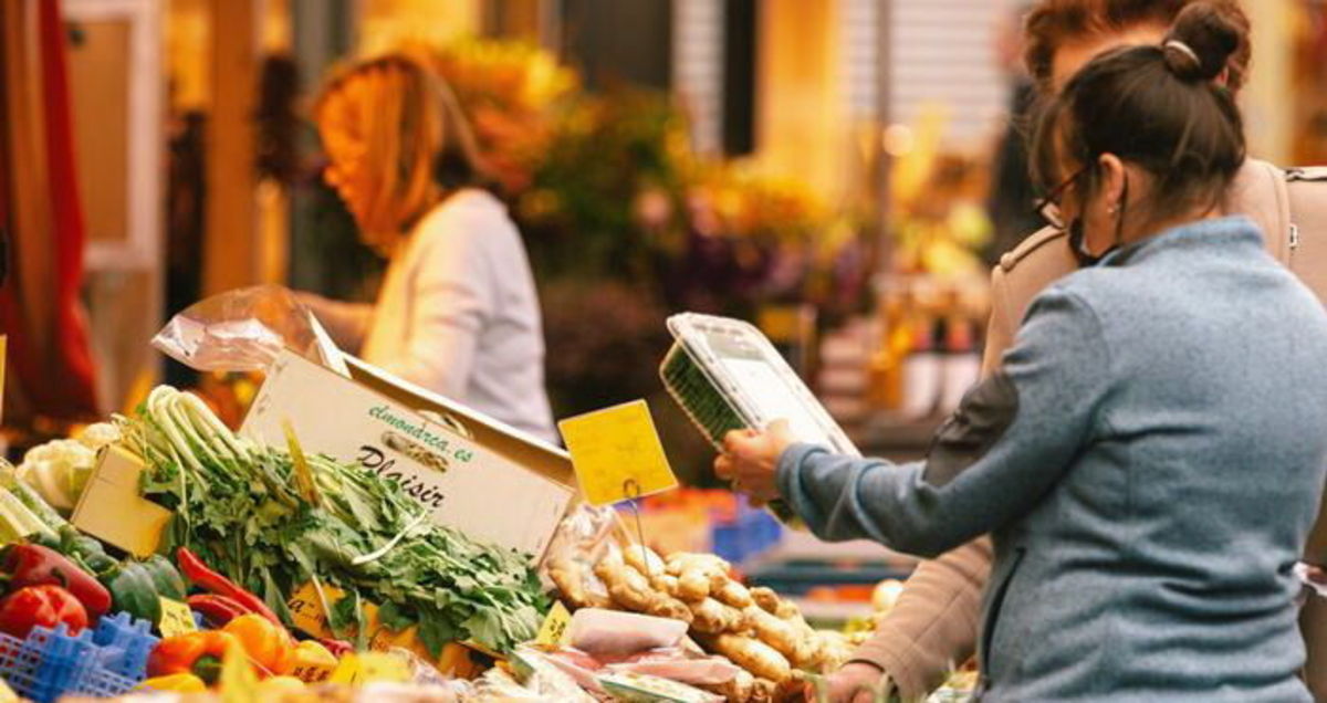 سایه جنگ اوکراین بر آلمان/ مواد غذای روزانه گران می‌شود