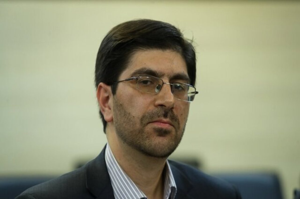 انتقاد رضاخواه از برخی از فعالیت‌های اقتصادی شرکت‌های وزارت دفاع