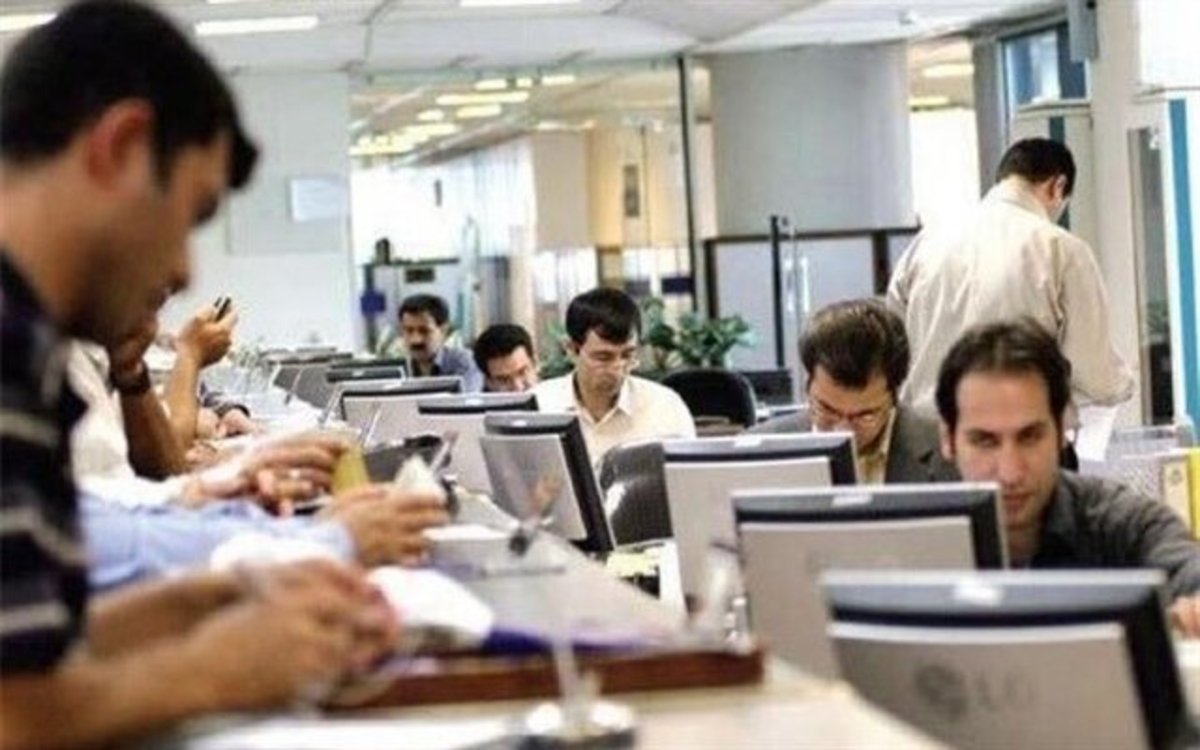 دولت در بحث قرارداد‌های کار آستین بالا بزند