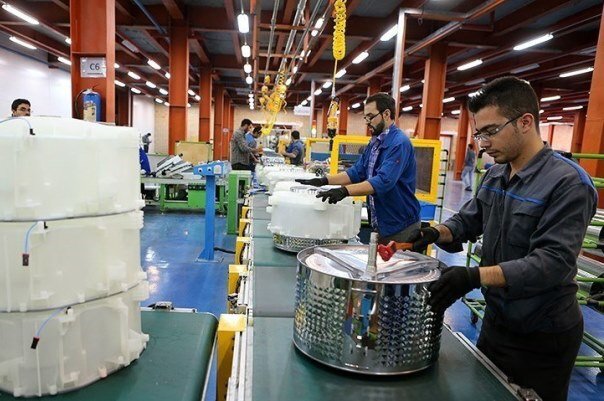 دولت در بحث قرارداد‌های کار آستین بالا بزند