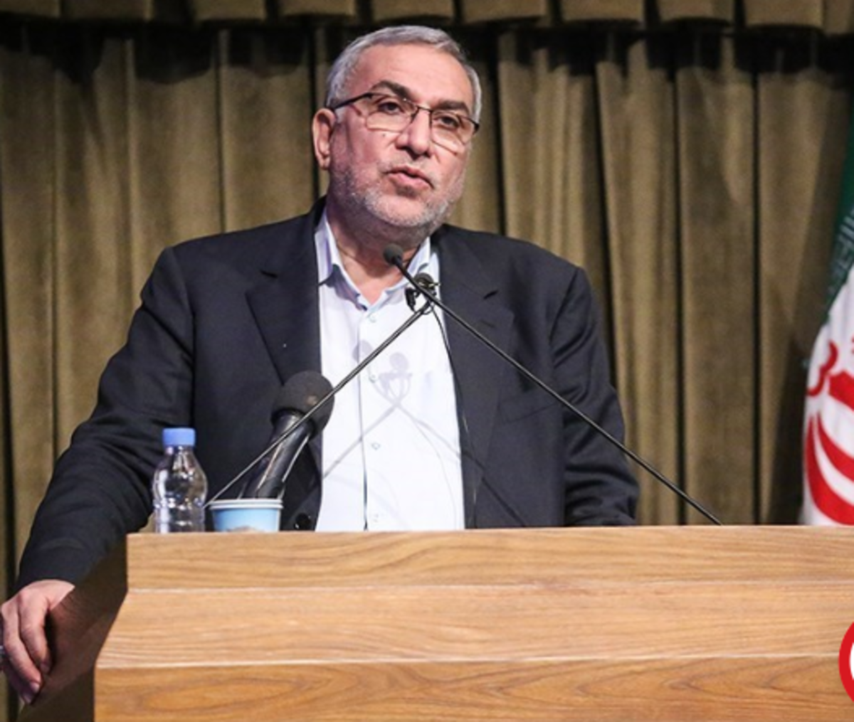 وزیر بهداشت: برخی شرکت‌ها فقط به دنبال رانت ارز ترجیحی هستند