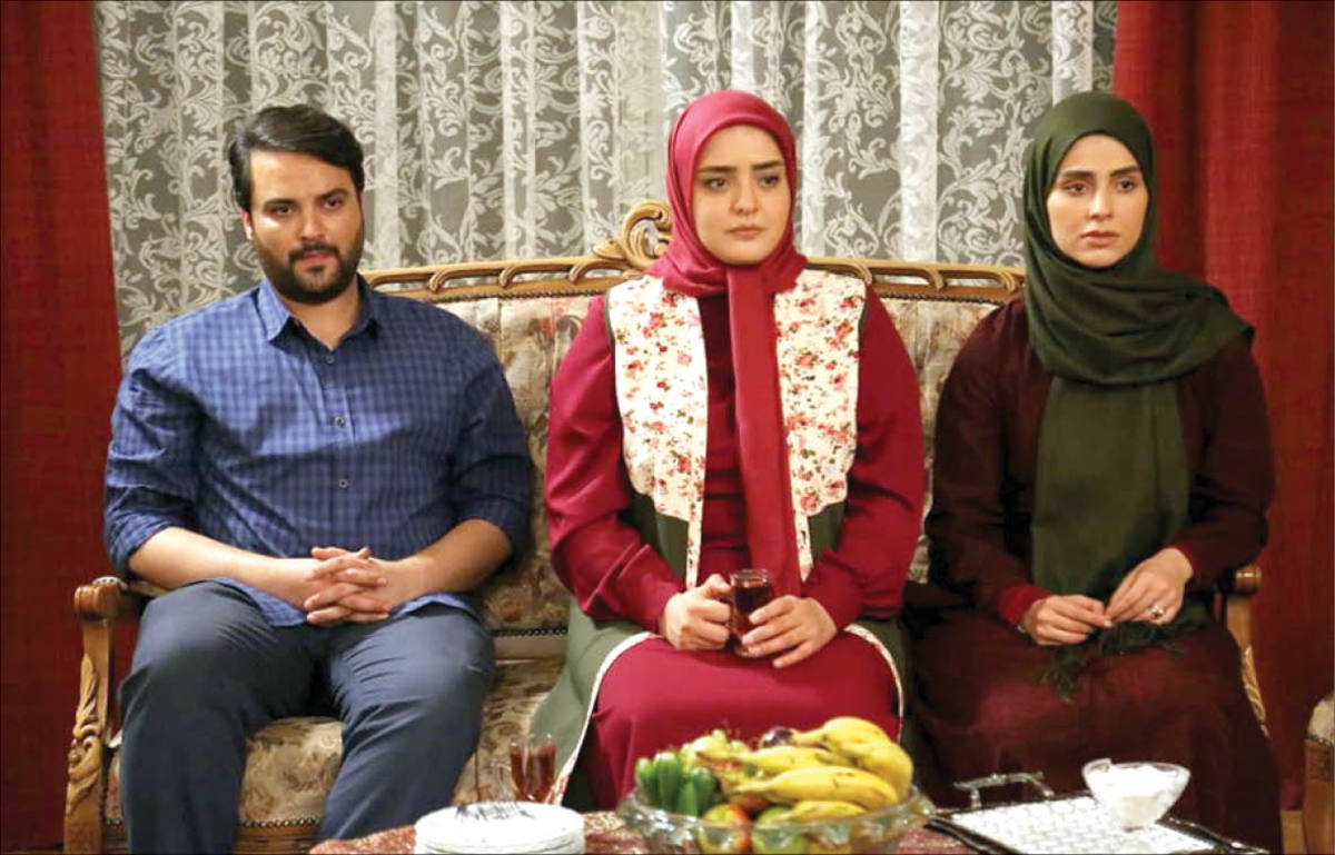 حاشیه‌سازی‌هایی از جنس «ستایش»