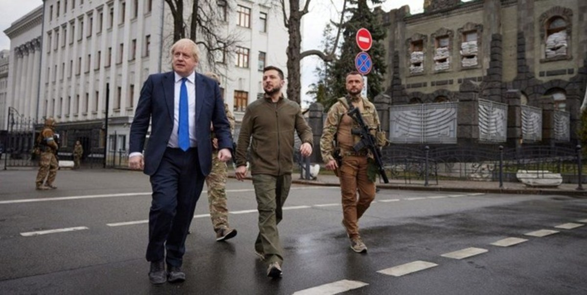 خشم رئیس‌جمهور فرانسه از سفر نخست‌وزیر انگلیس به اوکراین