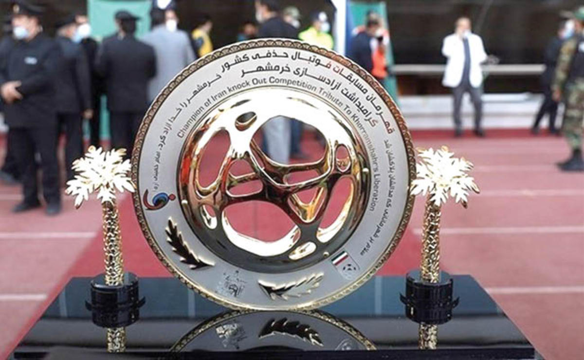 نبرد قاتلان سرخابی در ورزشگاه آزادی