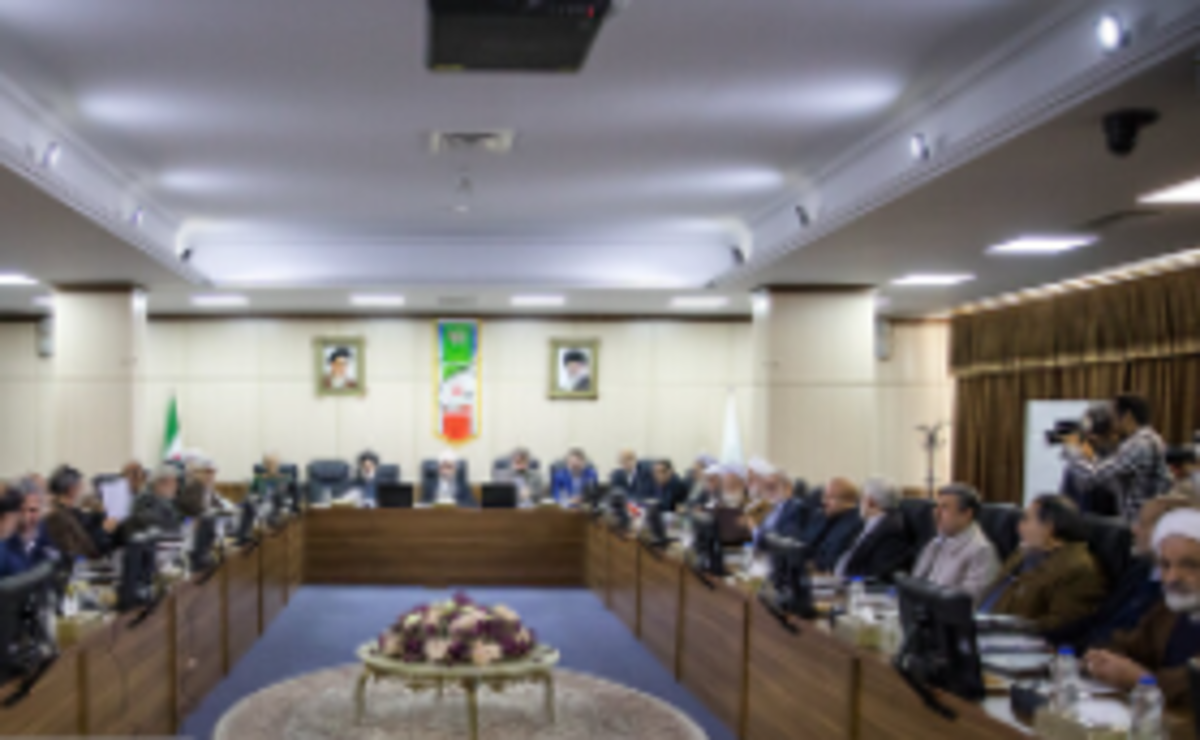 تصویب کلیات طرح واردات مشروط خودرو در مجمع تشخیص مصلحت نظام