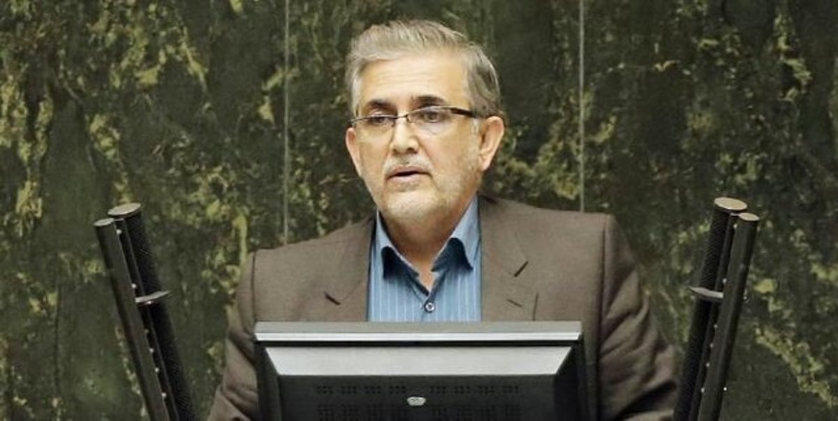 نماینده میانه: رئیس جمهوری راساً به موضوع اجرای رتبه بندی معلمان ورود کند