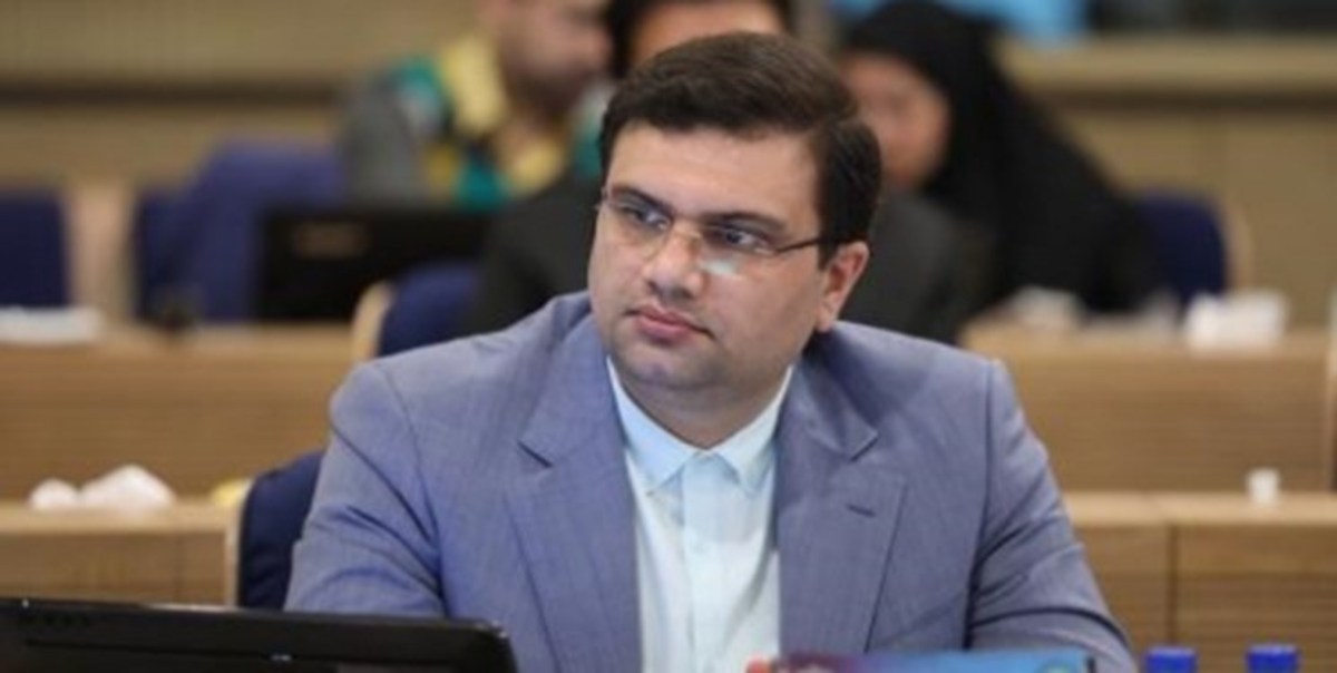 اصولی: عزیزی خادم نمی‌تواند در مجمع حاضر شود/در جریان استعلام کامرانی فر از AFC نیستم