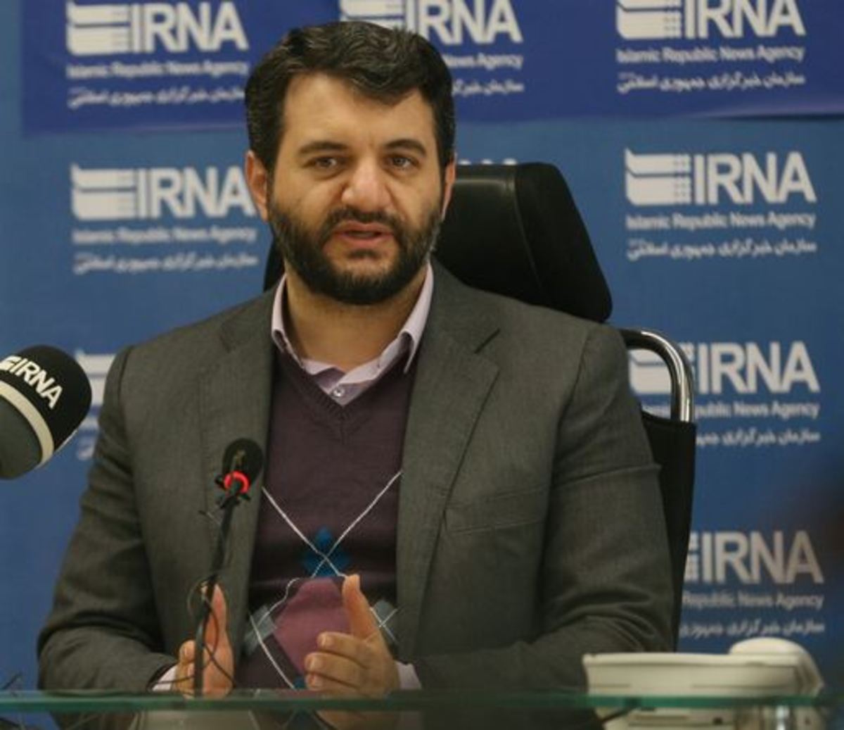 تشکر نمایندگان از «برخورد قاطع وزیر کار با مدیر عامل متخلف»