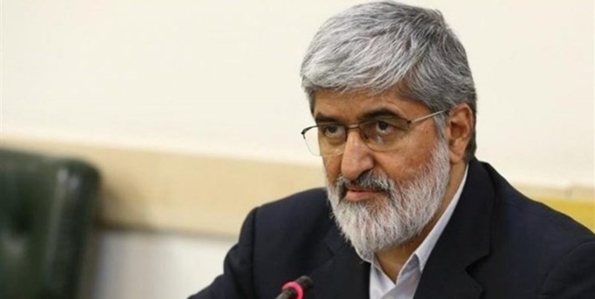مطهری هم عنکبوت مقدس و هم نوید و برادارن لیلا را نامقدس دانست