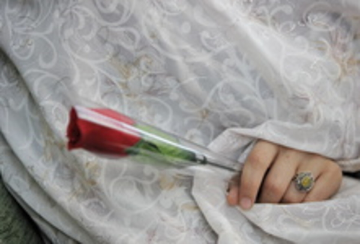 اگر با خانواده همسر زندگی می‌کنید این نکات را جدی بگیرید