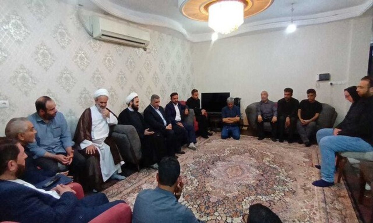 دیدار نماینده وزیر آموزش و پرورش با خانواده دانش‌آموزان جانباخته ساختمان متروپل