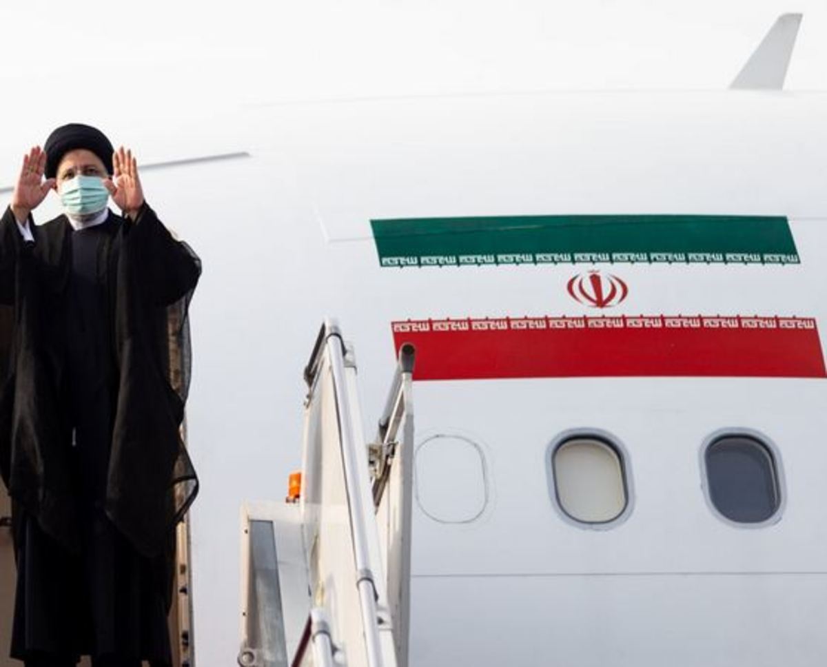رئیسی تهران را به مقصد مسقط ترک کرد