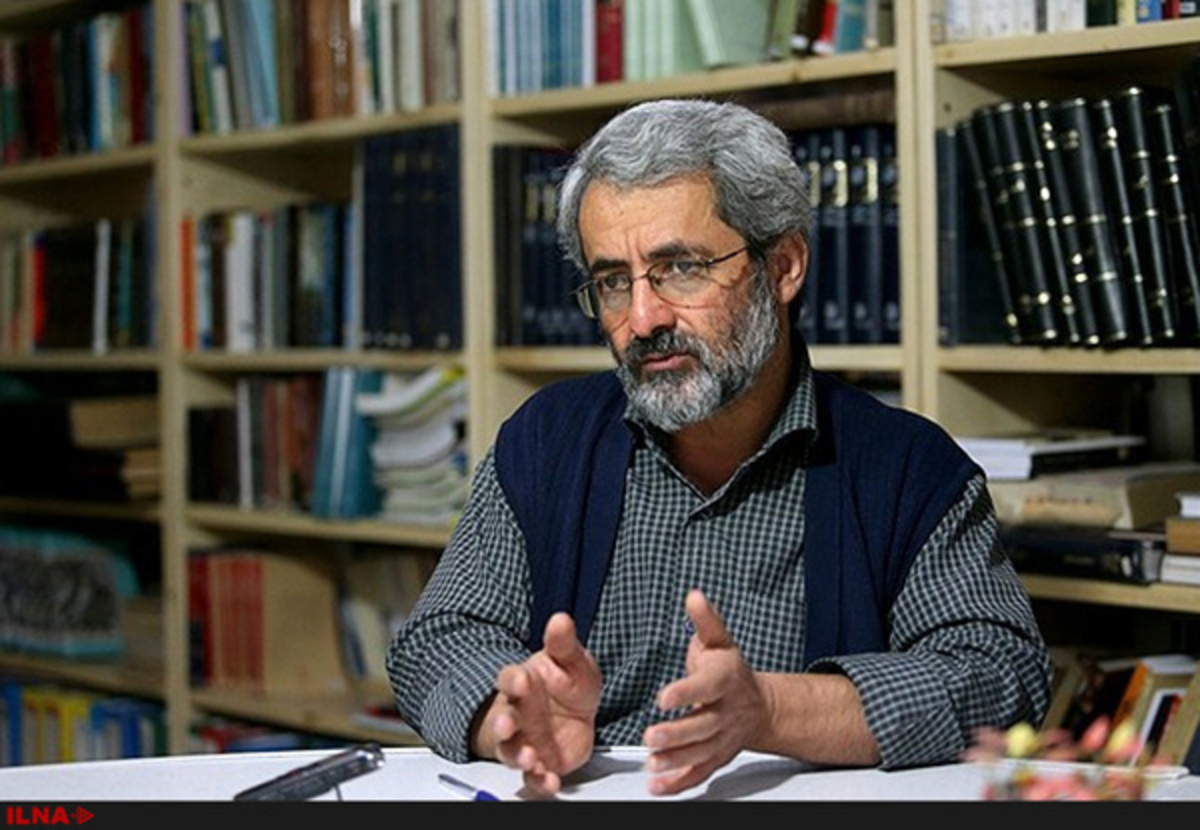 مجلس اقدام نمی‌کند، رئیس جمهور باید وزرای جوان و ناموفق برکنار کند