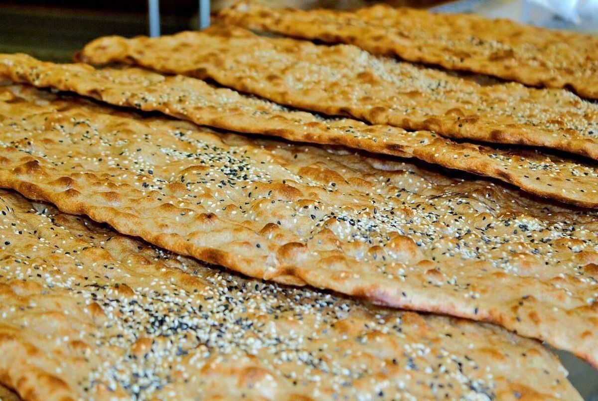 افزایش قیمت نان در دستور کار دولت نیست/ طرح توزیع کیلویی نان بررسی می‌شود