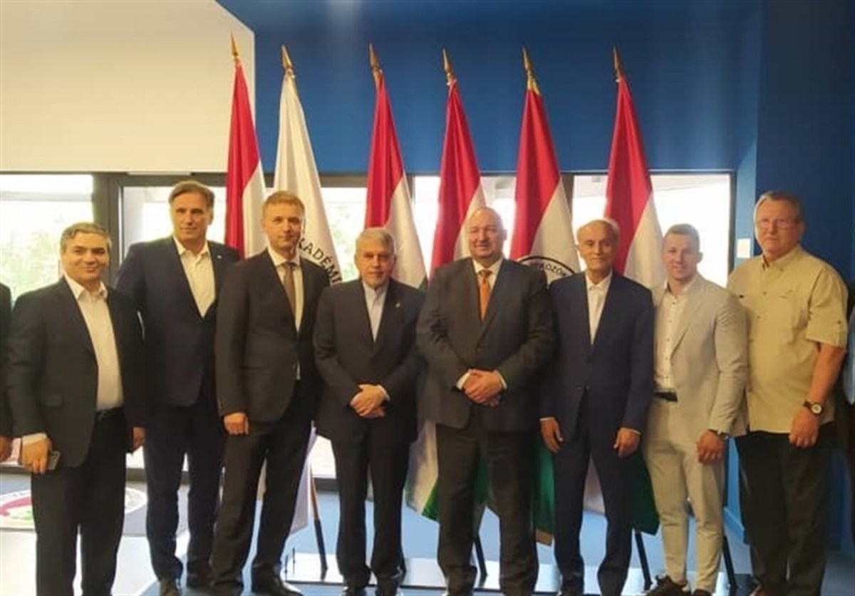 نشست صالحی امیری با مسئولان فدراسیون کشتی مجارستان و سفیر ایران