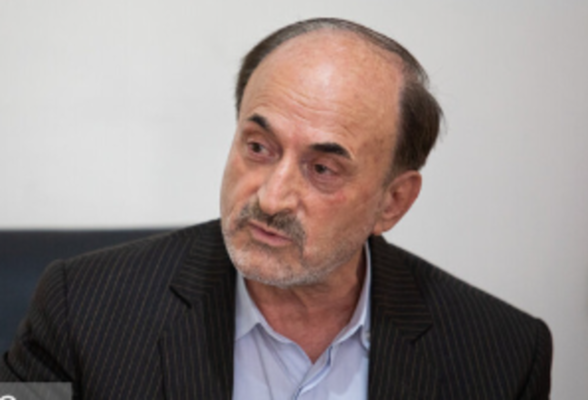 پیشنهاد اقامه دعوی علیه برخی کشور‌ها در مورد گردوخاک/انتقاد از کاشت درختان بی‌ثمر