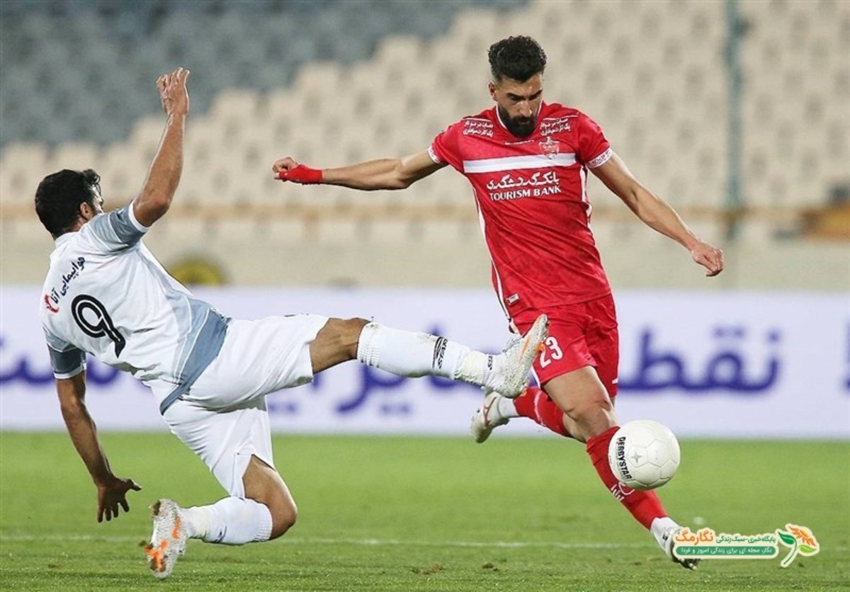 فولادی‌ها به دنبال جذب ۲ مدافع پرسپولیس