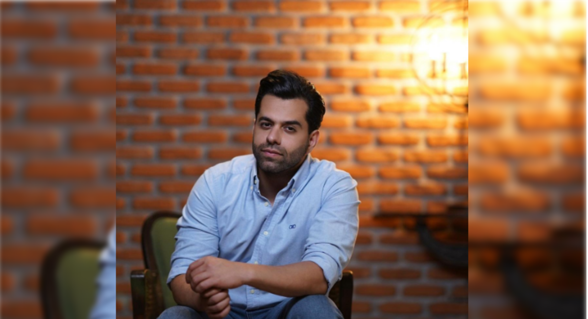 رابطه صمیمانه و نزدیک رضا بهرام با خواهرش